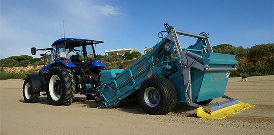 BeachTech（トラクター牽引式）